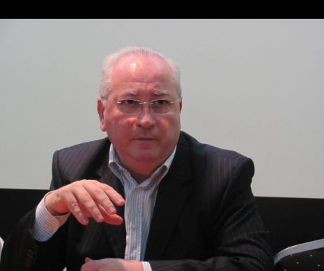 Puiu Haşotti : „Cer PSD-ului să-i lase pe parlamentarii Puterii să voteze, politic, moţiunea PNL”