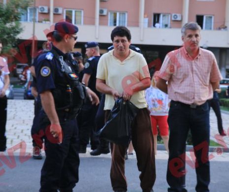 Scandalagiul de serviciu, descoperit de EVZ. Președintele, huiduit de același personaj care-l „înjura” și pe Băsescu