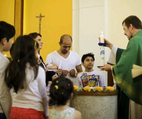 Sute de musulmani se convertesc la CREȘTINISM ca să-și crească șansele de a fi primiți în Germania