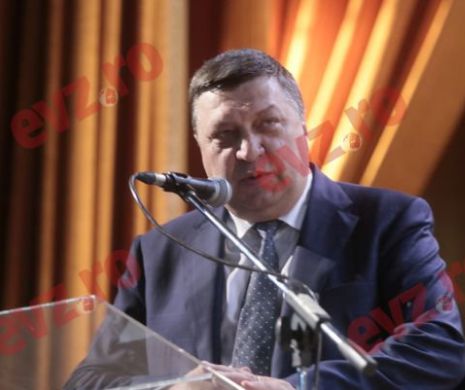 Atanasiu: Nimeni nu putea să o salveze pe Udrea în Parlament decât PSD