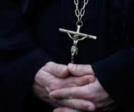 DECLARAŢIE HALUCINANTĂ A UNUI PREOT: “Decât să găzduiesc refugiați, mai degrabă dau foc casei parohiale”