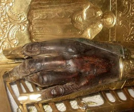 Hoții de moaște, suspendați de Patriarhie