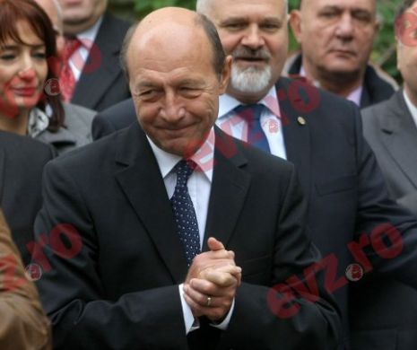 Judecătoria Sectorului 5 a admis redeschiderea dosarului jurnaliştilor răpiţi în Irak. Traian Băsescu poate fi urmărit penal