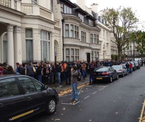 Peste o treime dintre români visează să plece în străinătate