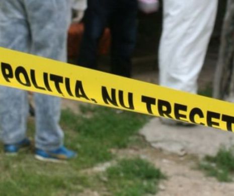 ALERTĂ în judeţul Bacău. Bărbat găsit mort în casă cu capul strivit. Poliţiştii sunt în căutarea CRIMINALULUI