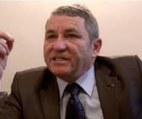 ATAC MURDAR al unui POLITICIAN CUNOSCUT la PROTESTATARII COLECTIV. Mesajul a fost retras deja de pe Facebook