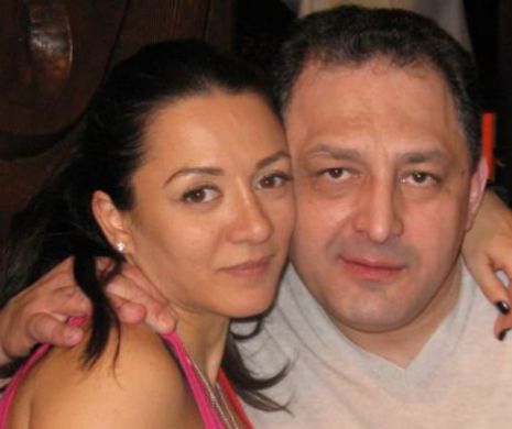 Cea mai “ruşinoasă” fotografie cu Oana Mizil! Cum dansa pe mese iubita lui Marian Vanghelie la o paranghelie în familie! Aşa s-a îndrăgostit “Marean” de ea!