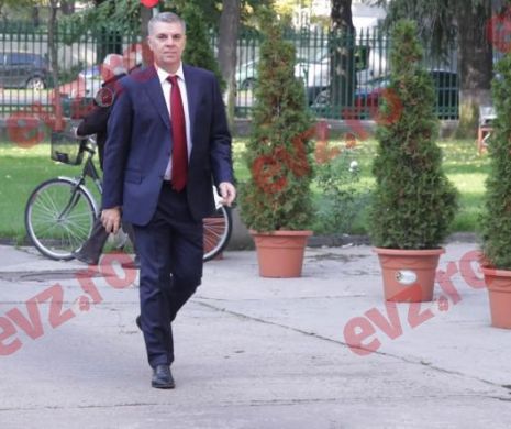Culmea TUPEULUI. Zgonea se alătură protestatarilor: A venit momentul ca întreaga clasă politică să înţeleagă că NU MAI MERGE cu jumătăţi de măsură. Memoria morţilor din Colectiv are nevoie de DREPTAET