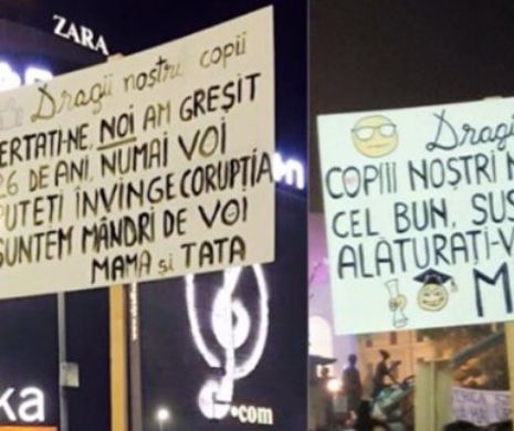 Imagini INCREDIBILE de la proteste. Toata lumea a vrut sa-l fotografieze pe barbatul care tine aceste pancarte