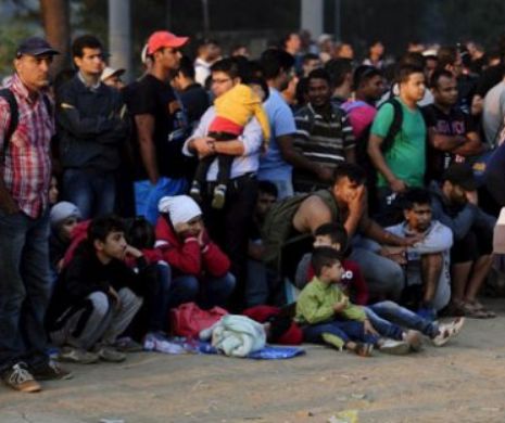 Încă o ţară îşi BARICADEAZĂ graniţele de frica IMIGRANŢILOR