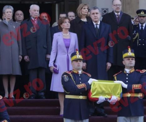 Inima Reginei Maria, mutată la Pelişor, printr-un drum simbolic | GALERIE FOTO