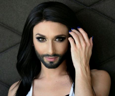 Lege în ȘCOLILE americane: Transsexualii TREBUIE să aibă acces la DUȘURI împreună cu TOȚI ceilalți