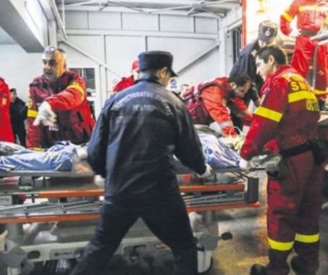 MARTURIILE cutremurătoare din IADUL de la Colectiv continuă: "Uşa era blocată de CADAVRE, o grămadă de corpuri unul peste celălalt"