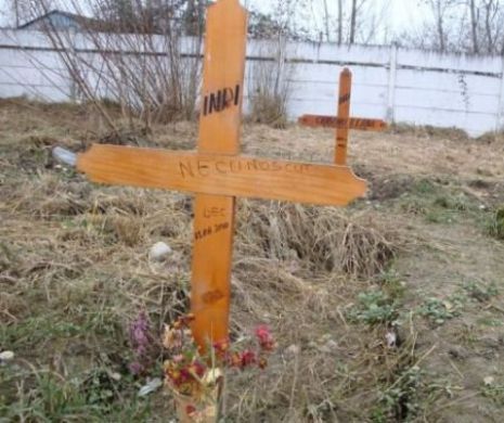 ORFANUL DIN COLECTIV a fost condus la groapă de prieteni. MESAJ SFÂŞIETOR în memoria acestuia
