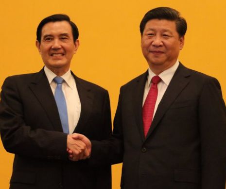 Strângere de mână istorică la Singapore