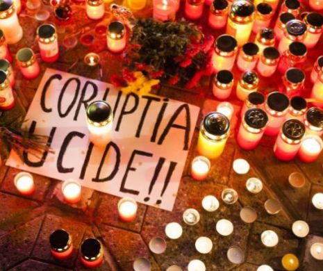 Victimele din Colectiv - comemorate la Arenele Romane cu aplauze și cântece rock