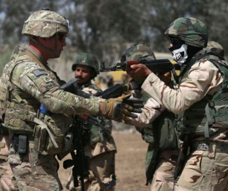 De ce cred irakienii că Statele Unite sunt MÂNĂ în MÂNĂ cu ISIS