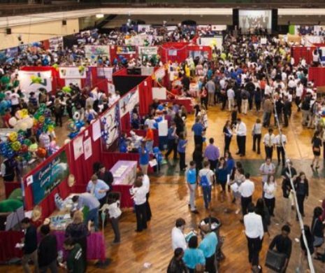 Programul care îi învață pe elevi să facă afaceri