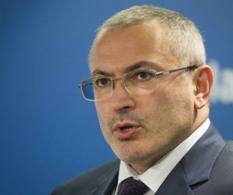 RUSIA a emis MANDAT  internaţional de arestare pe numele fostului OLIGARH Mihail HODORKOVSKI. Kremlinul îl acuză de UCIDEREA unui primar siberian