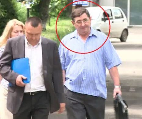 După ce a fost prins de două ori în flagrant pentru luare de mită un chirurg a refuzat să se ocupe de cauzl unei fetițe cu fractură de rotulă