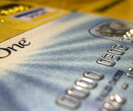 Falsificator de carduri bancare, reținut de procurorii DIICOT