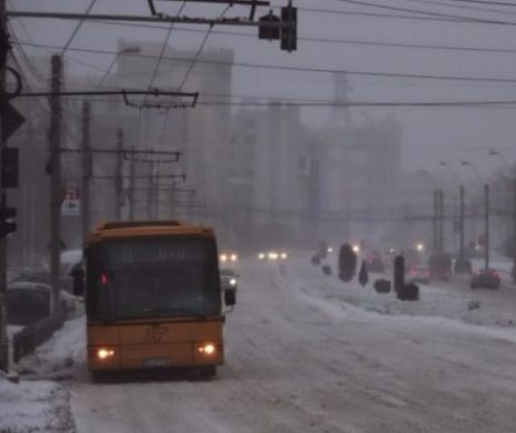 Galațiul se luptă să ia AUTOBUZE noi. Firmele nu se ÎNGHESUIE să facă OFERTE. Mijloacele se transport în comun sunt ÎMBĂTRÂNITE