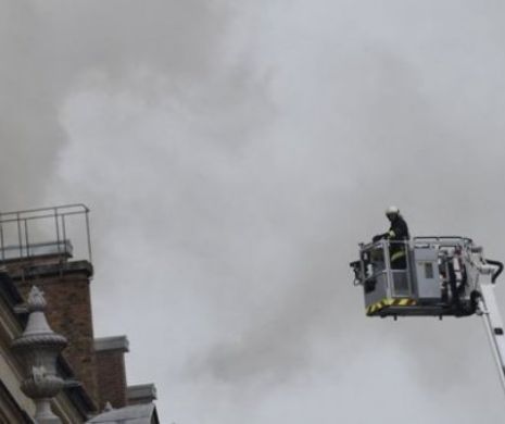 Incendiu puternic la hotelul RITZ din Paris