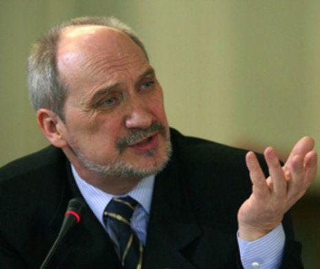 POLONIA dublează efectivele armatei și ia măsuri de ĂPĂRARE a graniței de Est