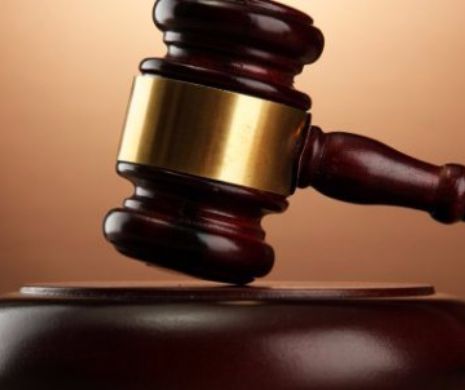 Polonia SCHIMBĂ din temelii sistemul judiciar: Parchetul şi PROCURORII, sub CONTROLUL ministrului de justiţie