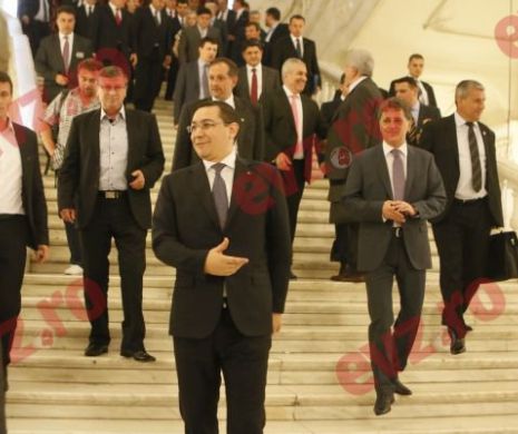 Ponta şi-a lansat fundaţia pe Facebook. Ce foşti miniştri s-au alăturat proiectului