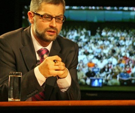 SURPRIZA începutului de an! Un jurnalist celebru îi face concurenţă lui MIHAI ALBU