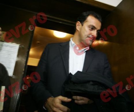 Cărțile deținutului Apostu nu au valoare științifică. Tribunalul Bistrița nu a ținut cont de cele patru cărți scrise de SCRIITORUL Apostu