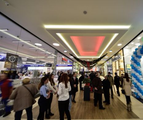 Cel mai mare mall din vestul țării se deschide în martie. Cu PISCINĂ SEMIOLIMPICĂ și iMAX