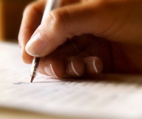 Elevii intră în VACANŢĂ de mâine! Află când încep TEZELE şi SIMULĂRILE din semestrul II