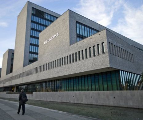 EUROPOL: Ne putem aştepta la NOI ATENTATE