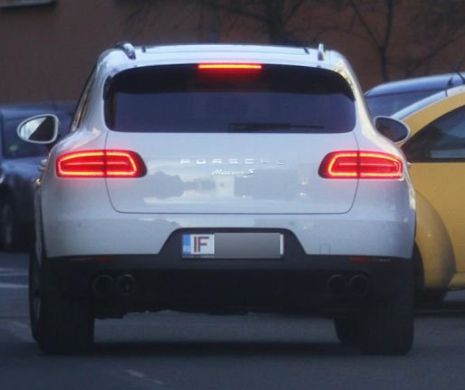 Imagini unice cu un milionar din România! Ce a făcut într-un Porsche întrece orice imaginaţie