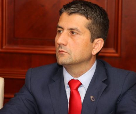 Măsuri de protecție socială pentru constănțeni luate de primarul interimar Decebal Făgădău. Contracandidații îl acuză de interese electorale