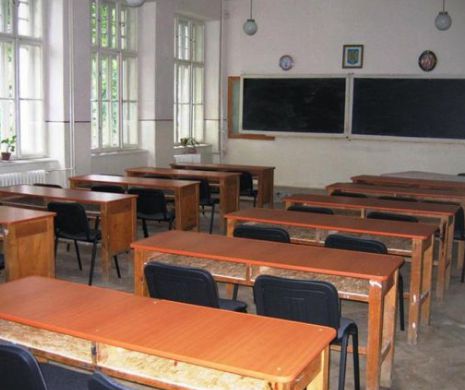 Nicio sancţiune pentru profesorul de religie care a prezentat elevilor săi un filmuleţ despre avort