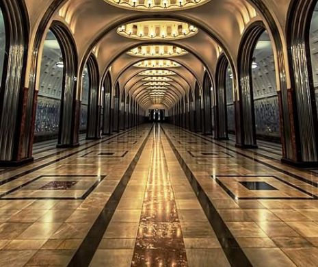 STAŢII DE METROU din toată lumea, considerate OPERĂ DE ARTĂ. Arhitectura superbă ÎNCÂNTĂ OCHIUL şi SUFLETUL l Foto galerie
