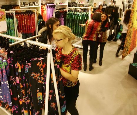 Suntem tot mai îndatorați la străini: deficitul comercial, în creștere cu 40%