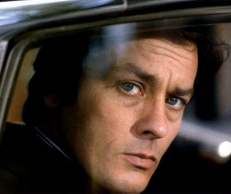 SUPERB. Ei sunt moștenitorii frumuseții lui Alain Delon! Cum arată copiii marelui actor francez!