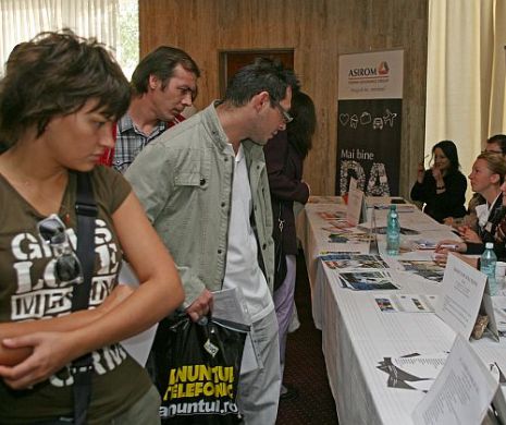 A crescut numărul locurilor de muncă vacante. Bugetarii, cu cele mai multe posturi libere