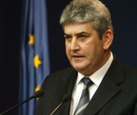 DEMISIA lui Gabriel OPREA stârnește reacții. Liviu DRAGNEA: „Regret situația prin care trece fostul meu coleg de guvern, sper să treacă cu bine peste această perioadă"