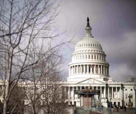 FOCURI DE ARMĂ în sediul Congresului Statelor Unite