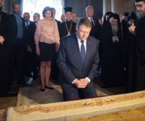 GESTUL făcut de Iohannis la ZIDUL PLÂNGERII de la Ierusalim: "Am lăsat un bileţel cu o DORINŢĂ"