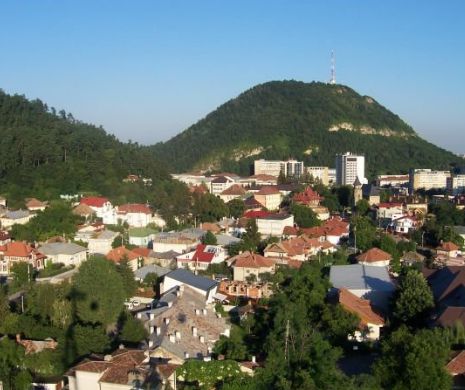 Județul condus de epigonii baronului Pinalti | România 4 you