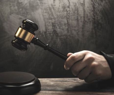 O anchetă cu multe semne de întrebare. Judecători achitați și reabilitați pentru că la dosar nu era mandat de interceptare
