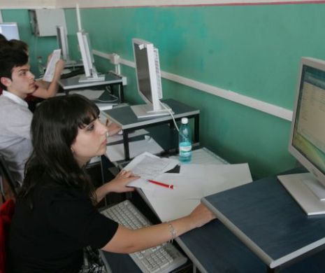 O elevă din Băileşti s-a calificat la trei olimpiade naţionale