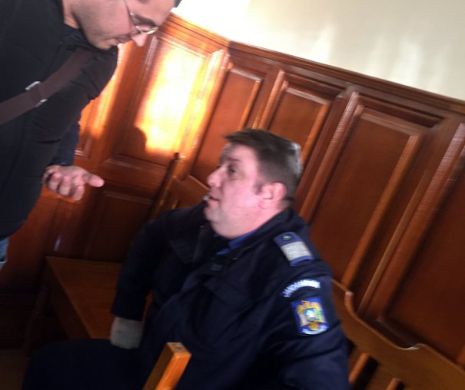 Până când îi veți mai umili pe jurnaliștii clujeni, doamnă judecător Denisa Băldean? Azi, jurnaliștii au fost dați afară de la procesul lui Horea Uioreanu  pe motiv că s-a terminat programul de lucru VIDEO