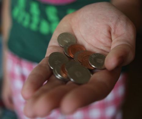 PARADOX românesc: Suntem în TOPUL CREŞTERII economice din UE, dar şi în cel al SĂRĂCIEI